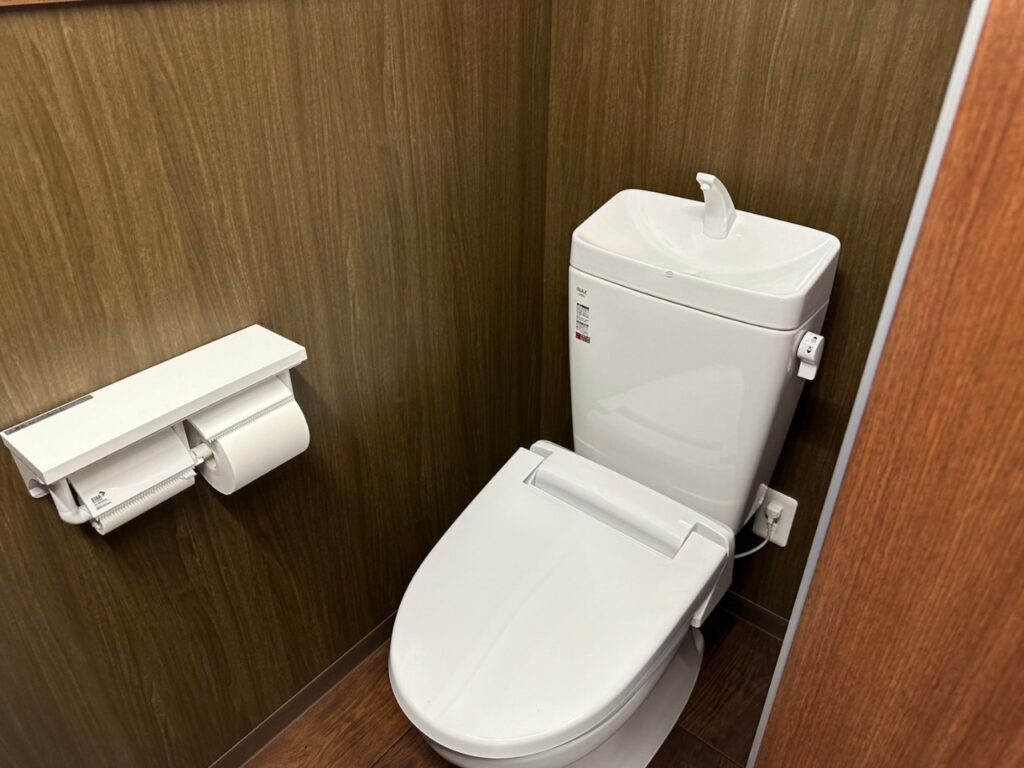 岩国市H社様　屋外トイレ改修工事